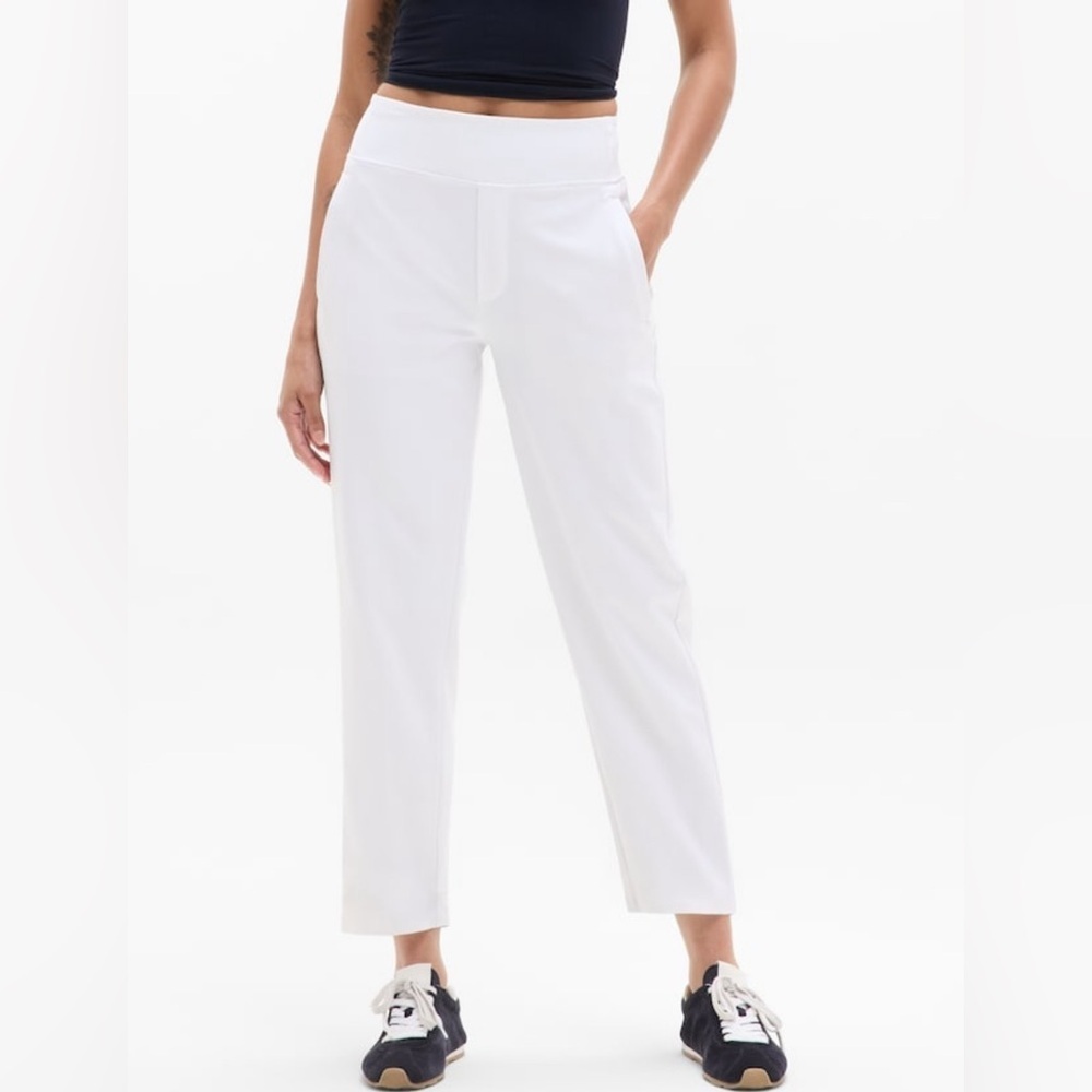 NWT Athleta Women’s Endless Bright White Pants size 14/P